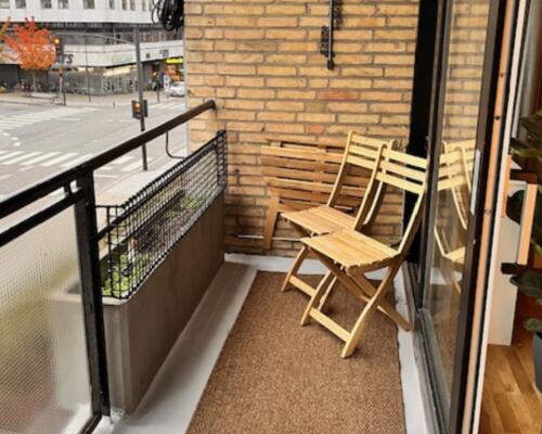 Lille hyggelig møbleret lejlighed med bedste beliggenhed.