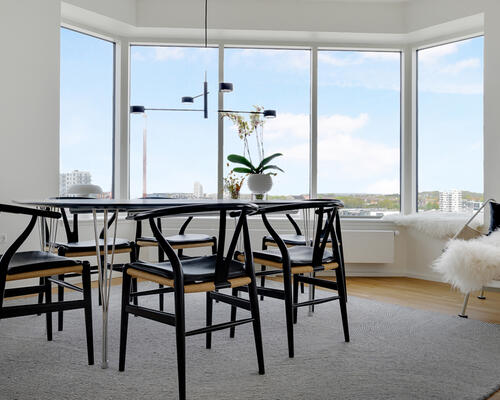 Stor, unik 4-værelses penthouse lejlighed med fantastisk udsigt i AstaHus