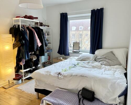 Lys og rummelig 3 værelses i Øgadekvarteret i Aalborg