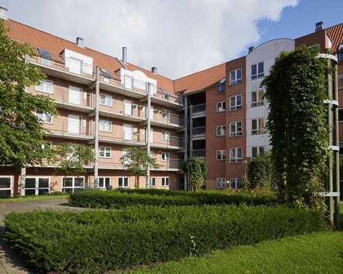Nyrenoveret 2 værelses lejlighed på 66m² lige midt i Aalborg i lukkede trygge omgivelser