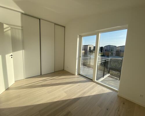 Nyopført rækkehus med 3 soveværelser.