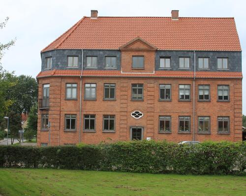 Topmoderne lys 1. sals lejlighed på 111 m2 i Aabenraa!