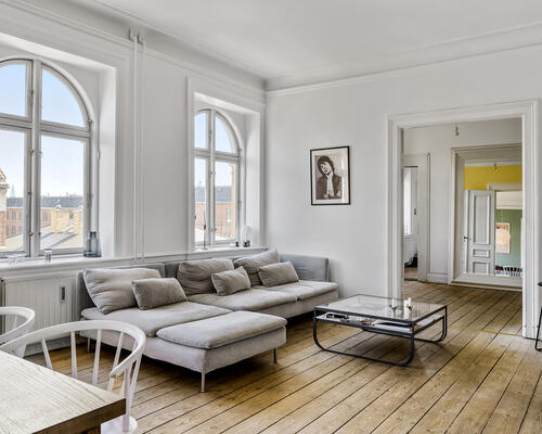 6 værelses lejlighed i København N