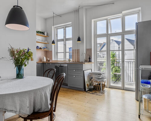 6 værelses lejlighed i København N