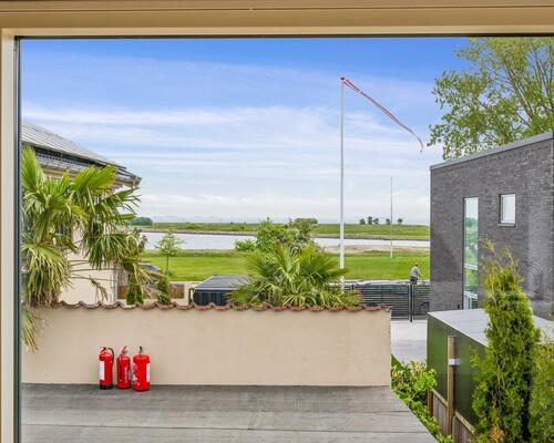 Fantastisk nyere ejendom med udsigt over Amager Strand