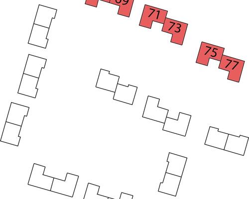 Denne store 4-værelses lejebolig har privat dobbeltparkering og skønne udendørsarealer. Obs. alle billeder og plantegninger er vejledende. Denne bolig er spejlvendt ift. plantegningen.