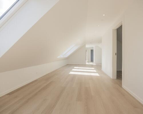 4 værelses lejlighed på 136 m² på tredje sal