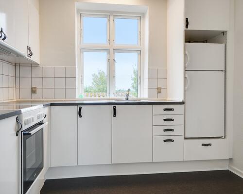 Stor 3 værelses lejlighed i rolige omgivelser