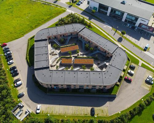 Dejlig 3-vær. lejlighed på 1. sal i attraktivt byggeri i Aarhus V.