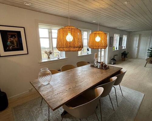 Unik bolig i 1. række i Hou med enestående flot udsigt til Tunø og Samsø.