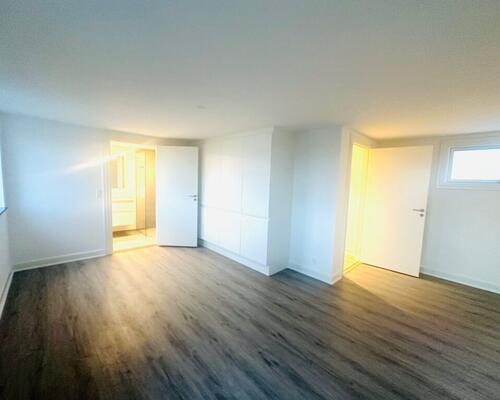 Nyrenoveret penthouselejlighed med tagterrasse i centrum af Fredericia