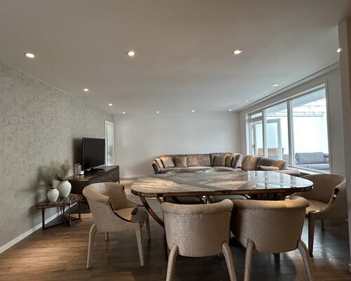 Fantastisk nyrenoveret rækkehus beliggende i Odense SØ