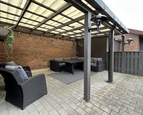 Fantastisk nyrenoveret rækkehus beliggende i Odense SØ