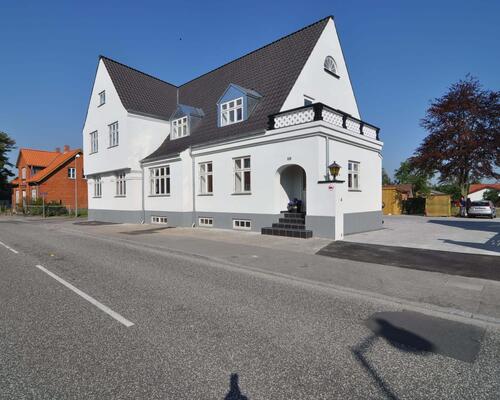 4V'er på Hovedgaden