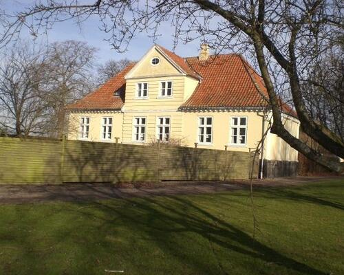 Smuk klassisk patriciervilla