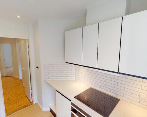 Lys 2-værelses lejlighed i Aalborg med god beliggenhed