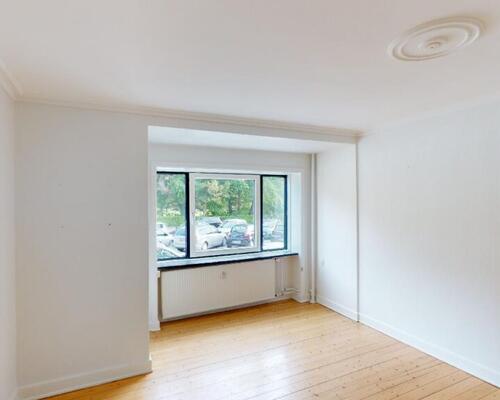 Lys 2-værelses lejlighed i Aalborg med god beliggenhed