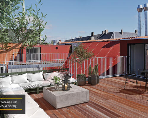 Lys og åben bolig på en af Indre Bys fineste pladser