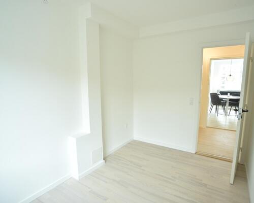 Lækker møbleret lejlighed med 3 soveværelser