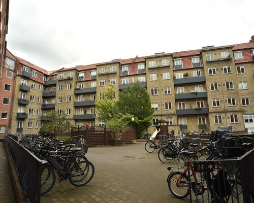 Lækker møbleret lejlighed med 3 soveværelser