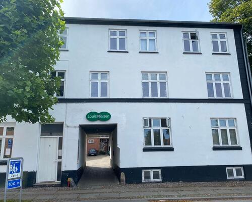 Flot 2. værelses lejlighed