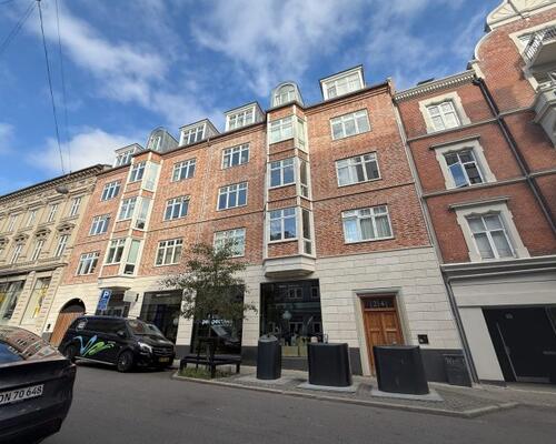 Unik og eksklusiv 5-værelses lejlighed i hjertet af Aarhus.