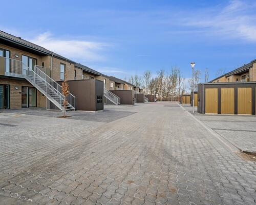 Lækkert 4-værelses rækkehus i 2 plan i Gistrup