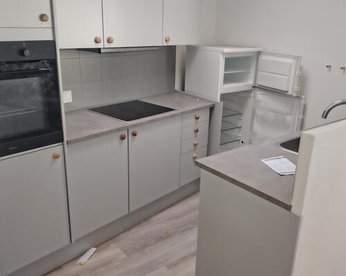 Centralt beliggende lejlighed i hyggelige baggård 