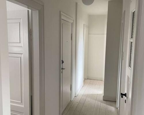 Available bright and spacious room in Odense C