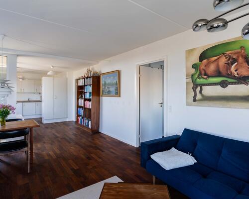 Lys og moderne lejlighed på 75 m² med udsigt over vandet