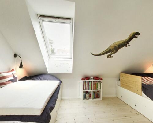 Superflot villa med en skøn have.