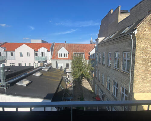 Nyrenoveret og lækker 4-værelses lejlighed i Aalborg midtby