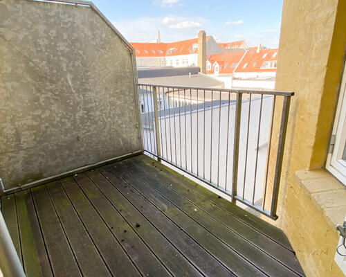 Nyrenoveret og lækker 4-værelses lejlighed i Aalborg midtby