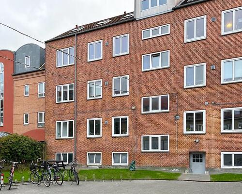 Flot og delevenlig 3-værelses lejlighed