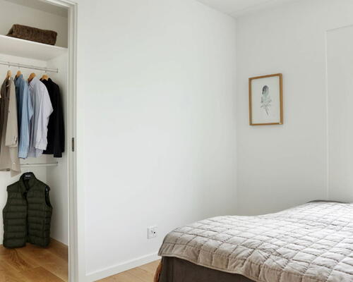 God og rummelig 3-værelses bolig med lyst og moderne køkken-alrum og egen terrasse - Gulvarme i hele boligen!