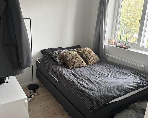 Lækker 2 V med altan.