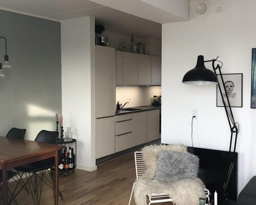 Dejlig 2-værelses lejlighed med egen terrasse.
