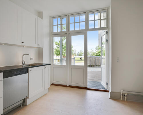 3 værelses lejlighed på hele 165 m² beliggende tæt på fjorden.