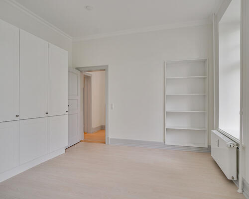 3 værelses lejlighed på hele 165 m² beliggende tæt på fjorden.