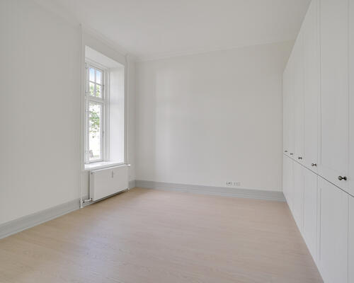 3 værelses lejlighed på hele 165 m² beliggende tæt på fjorden.