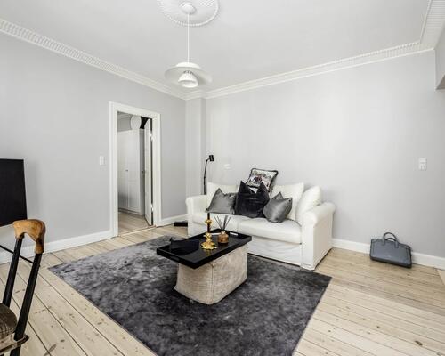Nyrenoveret lejlighed | Charlottenlund
