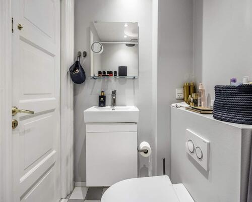 Nyrenoveret lejlighed | Charlottenlund