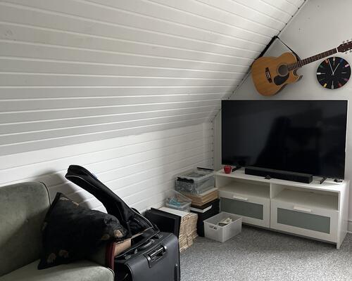 Fin 2-værelses tæt på vandet