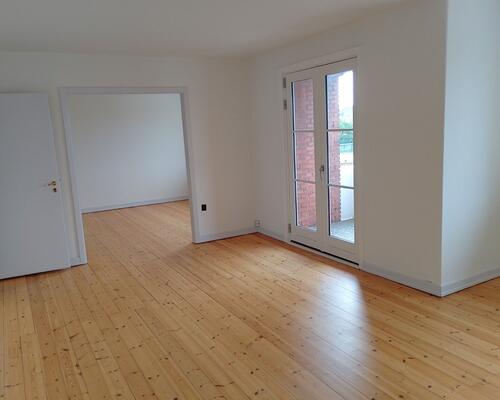 Flot 4V'er på Højbrogade