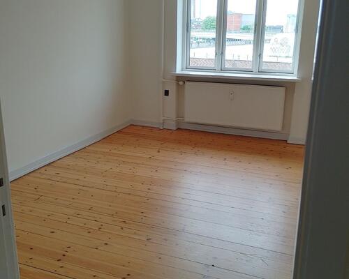 Flot 4V'er på Højbrogade