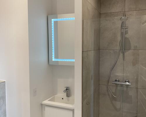 Nyrenoveret 2-værelses lejlighed