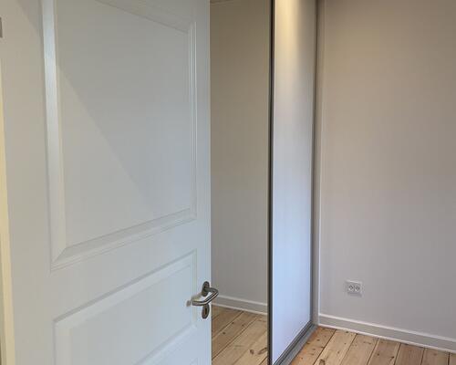 Nyrenoveret 2-værelses lejlighed