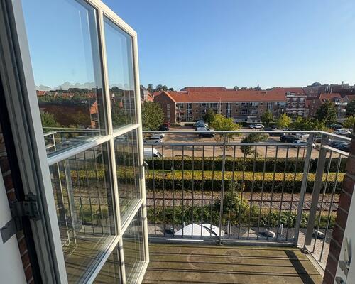 Nydelig 2. værelses lejlighed med udsigt