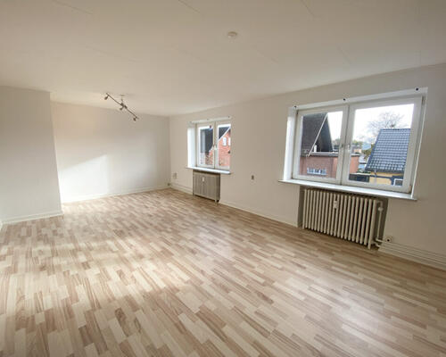 Lys og skøn 2-værelses lejlighed med udsigt til natur i Hobro