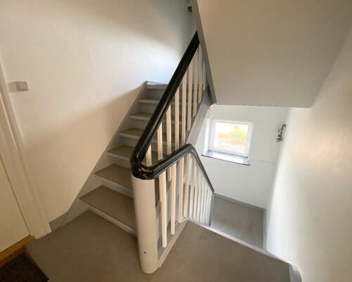 Lys og skøn 2-værelses lejlighed med udsigt til natur i Hobro